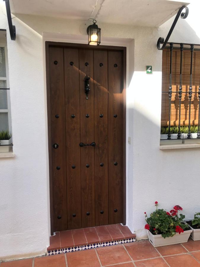 El Cortijuelo. Magnificent Triplex Terraced House With Rooftop Of 18M2, Overlooking The Sea. Parking Torremolinos Buitenkant foto