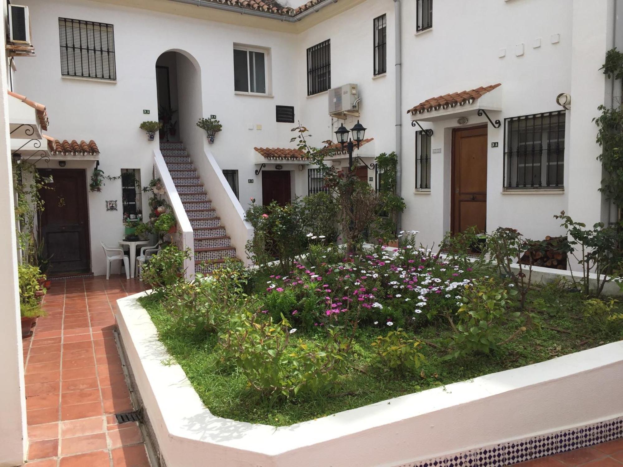El Cortijuelo. Magnificent Triplex Terraced House With Rooftop Of 18M2, Overlooking The Sea. Parking Torremolinos Buitenkant foto