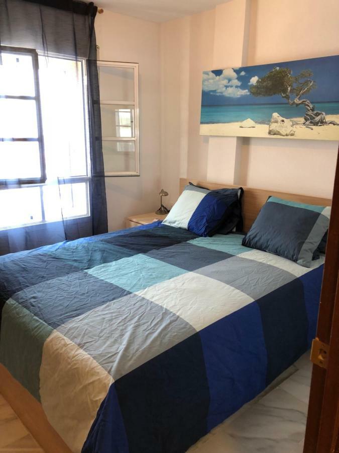 El Cortijuelo. Magnificent Triplex Terraced House With Rooftop Of 18M2, Overlooking The Sea. Parking Torremolinos Buitenkant foto