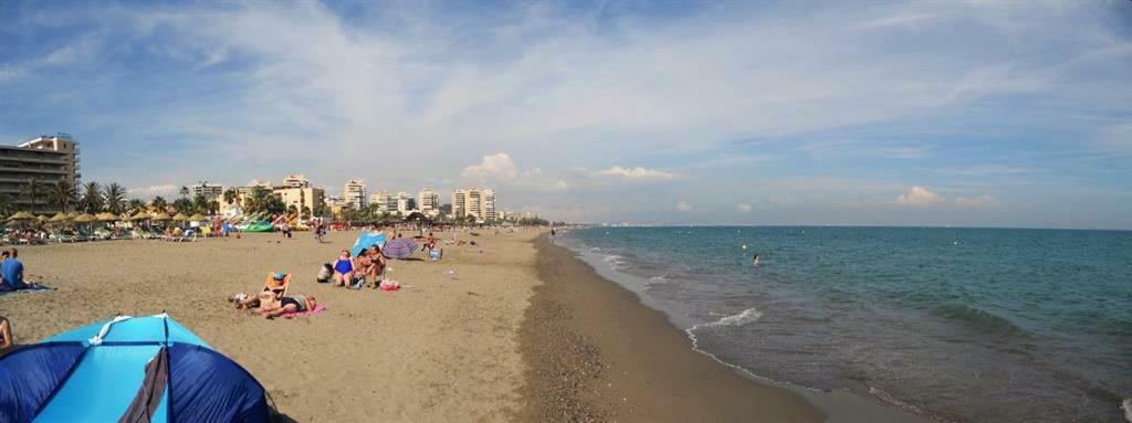 El Cortijuelo. Magnificent Triplex Terraced House With Rooftop Of 18M2, Overlooking The Sea. Parking Torremolinos Buitenkant foto